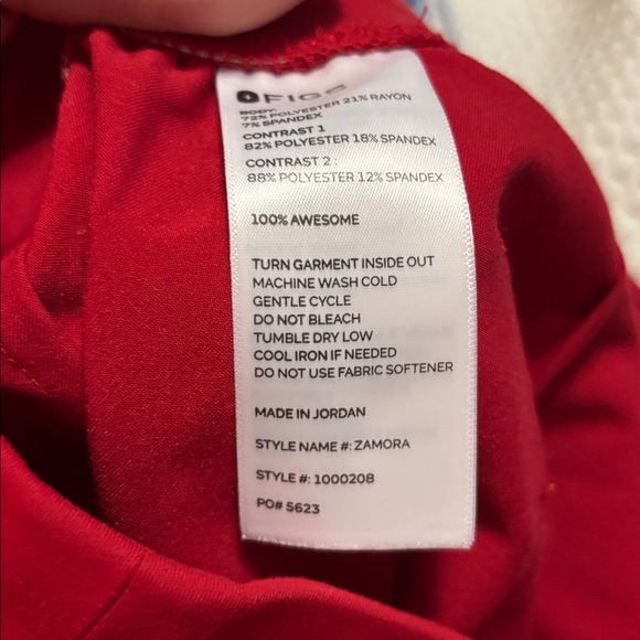 Figs Winning Red pants - Picture 4 of 5